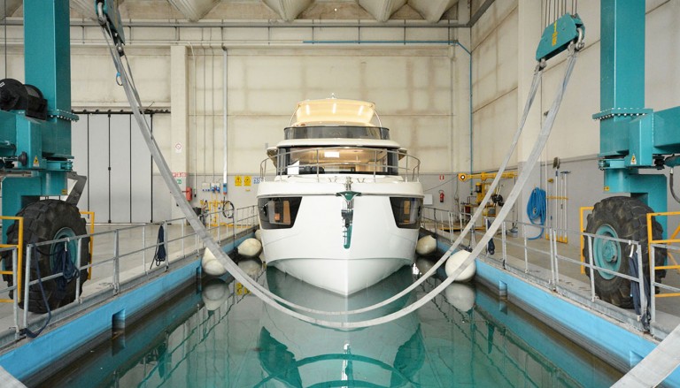 cantiere absolute yachts