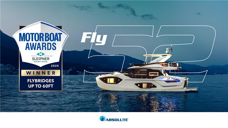 Absolute 52 Fly Wins the 2025 Motorboat Awards